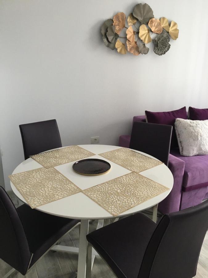 Lotus Blue Apartment Mamaia Exterior foto