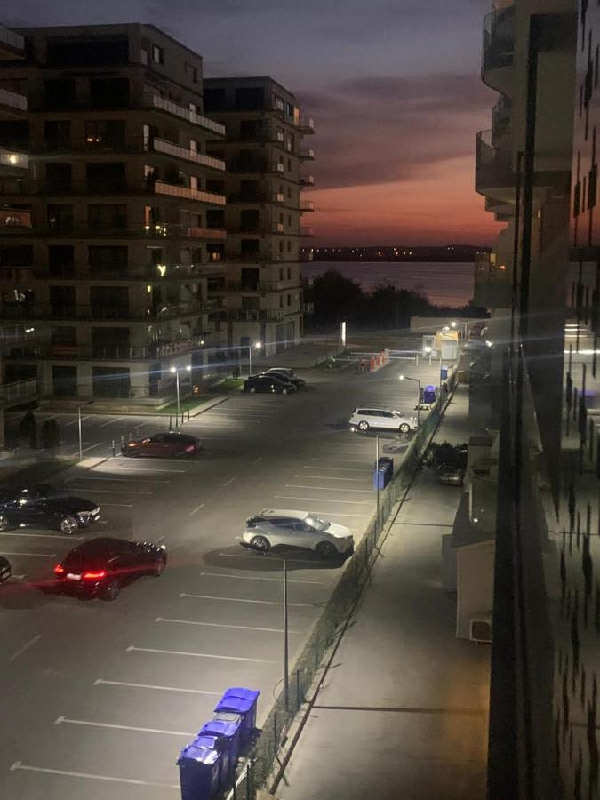 Lotus Blue Apartment Mamaia Exterior foto