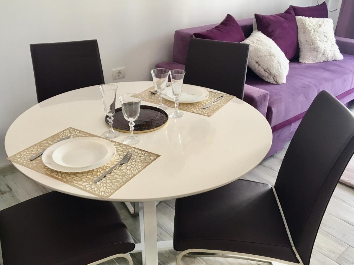 Lotus Blue Apartment Mamaia Exterior foto